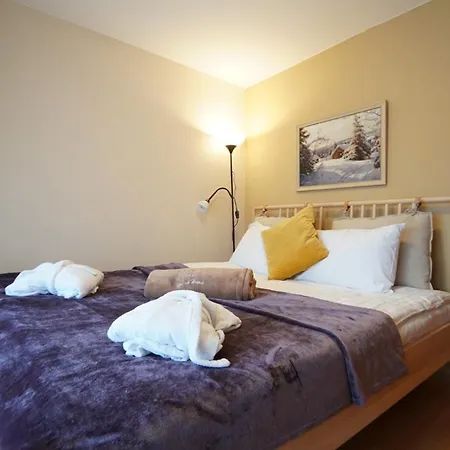Pirin River Ski, Fun And Family 公寓式酒店 3*