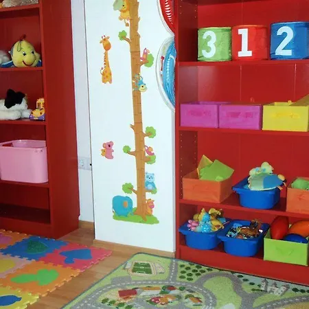 Pirin River Ski, Fun And Family Lejlighedshotel