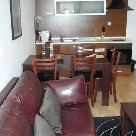 Pirin River Ski, Fun And Family 公寓式酒店 3*